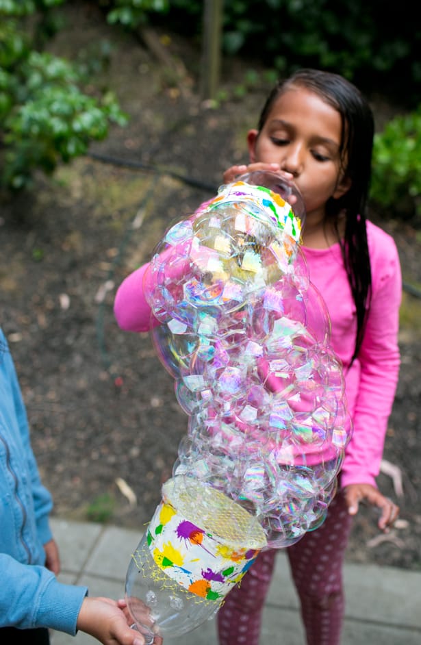 DIY recycled bottle bubble blower 