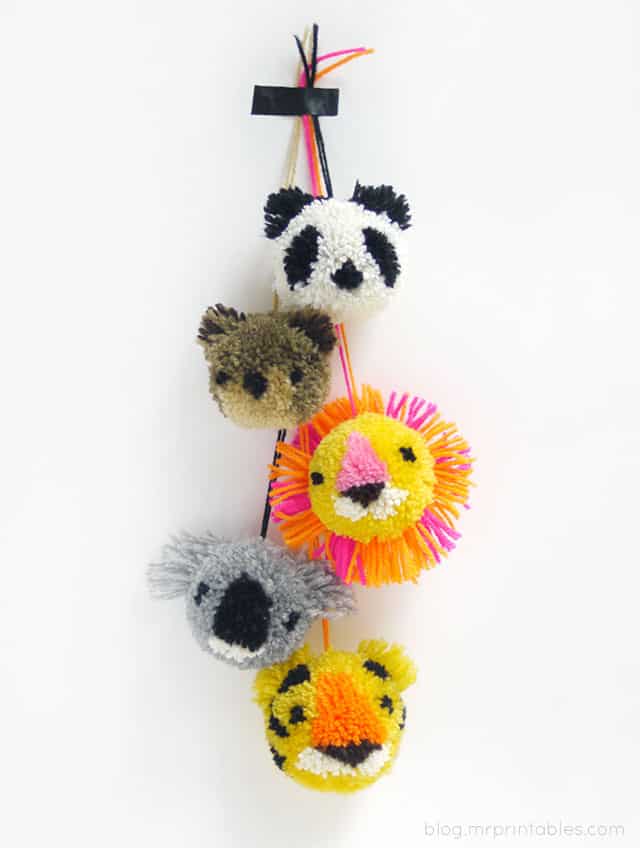 Flytte Dyrke motion Gøre en indsats HOW TO MAKE ANIMAL POM POMS