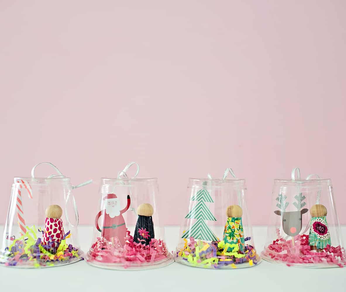 https://www.hellowonderful.co/ckfinder/userfiles/images/3-diy-snow-globe-peg-doll-ornaments.jpg