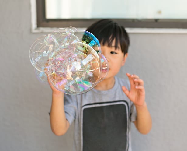 DIY recycled bottle bubble blower 