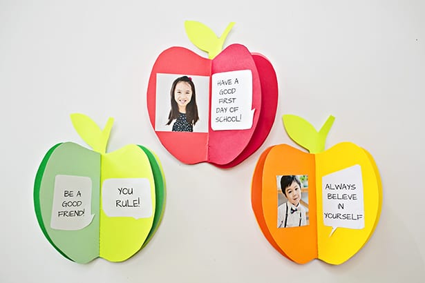 Create a cute keepsake and give your kids a boost of confidence as they go back to school with this fun 3D paper apple book (with free printable)!