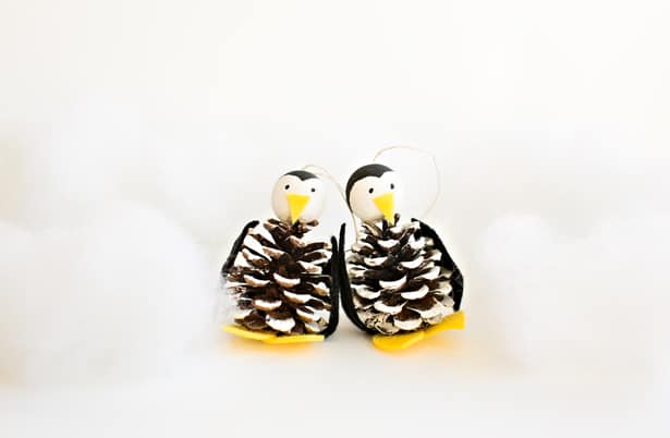 Pine Cone Penguin Ornament Christmas Craft 
