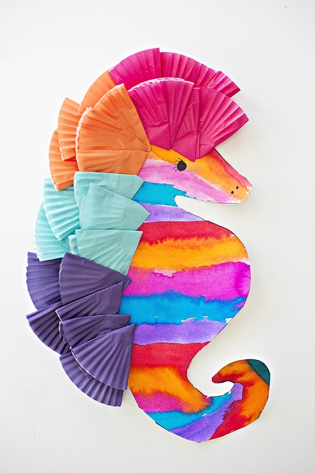 COLORFUL WATERCOLOR SEAHORSE ART FOR KIDS
