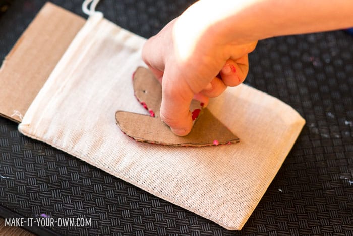 DIY VALENTINE STAMPS AND FAVORS KIDS CAN MAKE