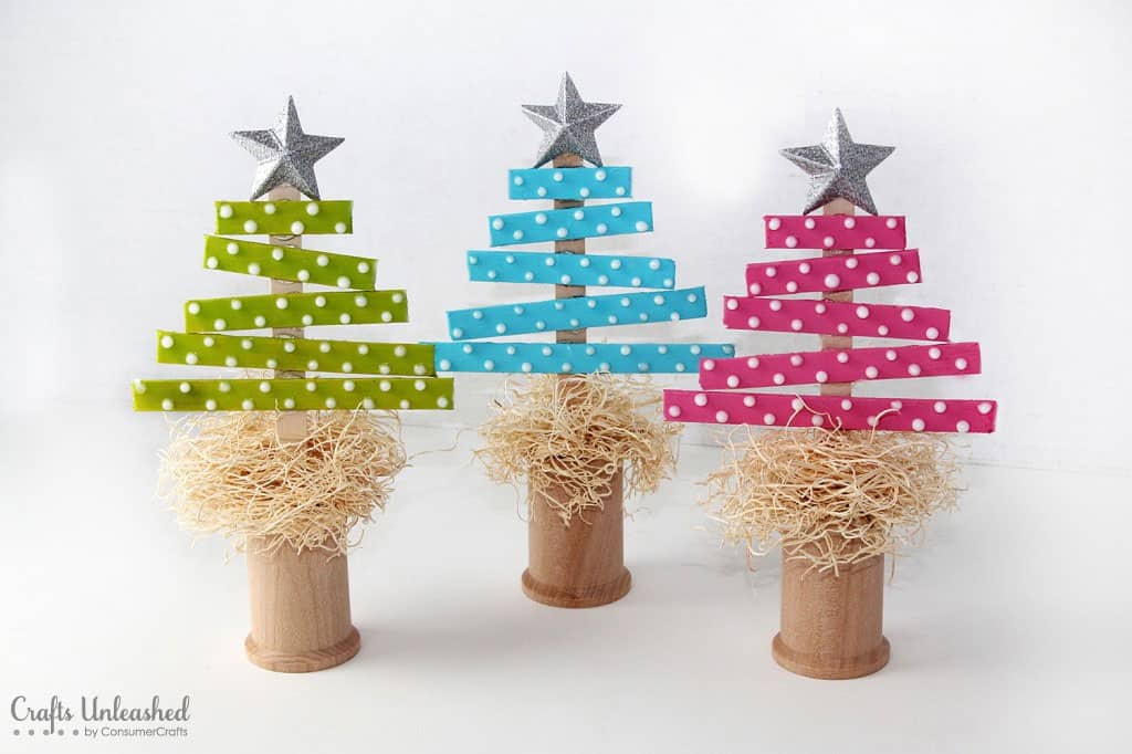 Hello, Wonderful - 13 SIMPLE CHRISTMAS TREE CRAFTS