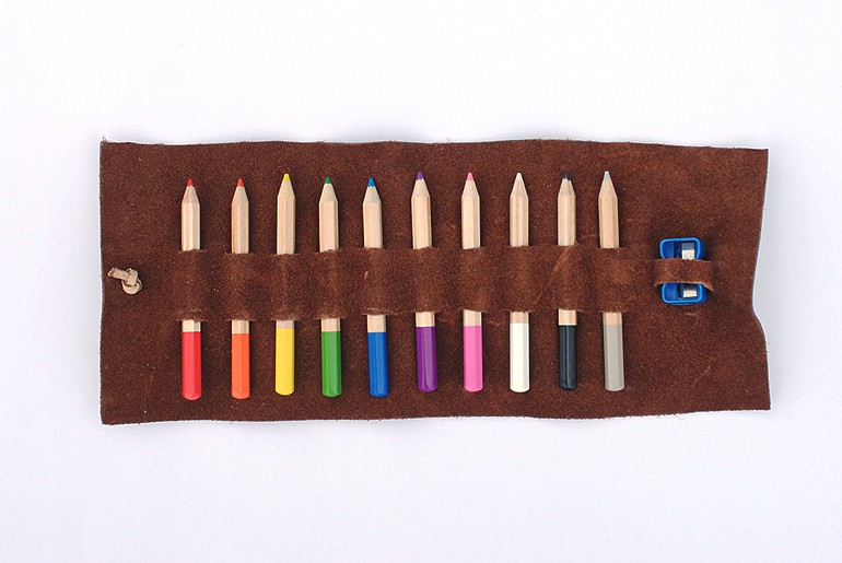 LOVE COLORED PENCILS WITH ROLL POUCH