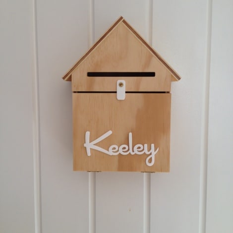 Children's top toy mailbox