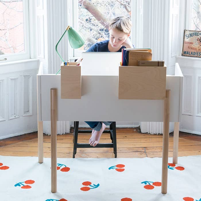 modern desk for kids