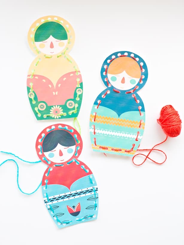 MATRYOSHKA NESTING DOLLS FREE PRINTABLE LACING CARDS