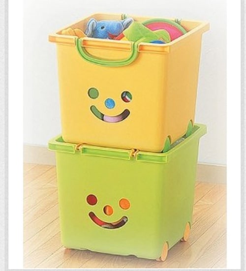 toy bin with wheels