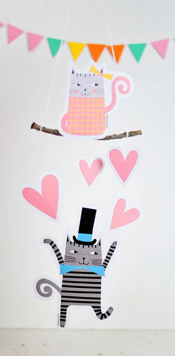 CUTE VALENTINE CAT MOBILE WITH FREE PRINTABLE cute-valentine-cat-mobile-with-free-printable