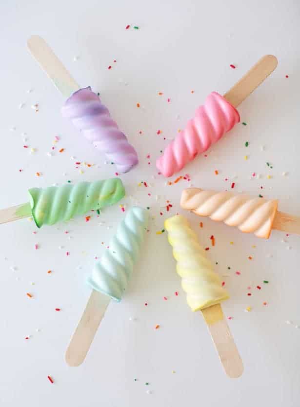 DIY SIDEWALK CHALK POPSICLES