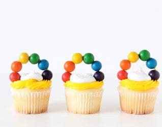 EASY RAINBOW CUPCAKE TOPPERS