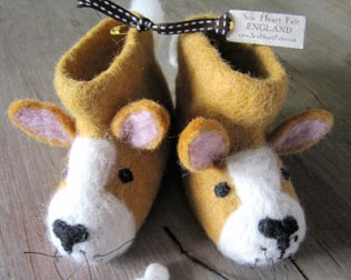 felt animal slippers