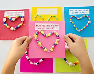 DIY WIRE BEAD HEART VALENTINE CARDS