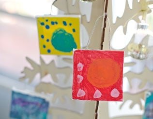 MAKE MINI CANVAS ORNAMENTS