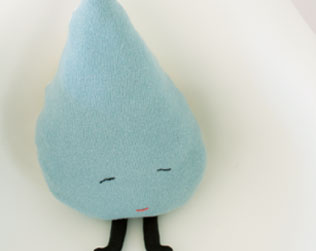 MAKE A RAIN DROP PILLOW SOFTIE