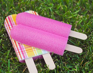 10 CREATIVE WAYS TO PLAY WITH POOL NOODLES