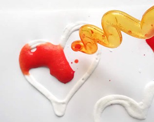 10 BRILLIANT VALENTINE SCIENCE EXPERIMENTS