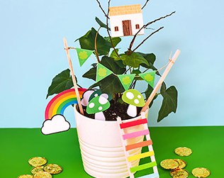 MAKE A LEPRECHAUN GARDEN