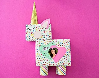 DIY UNICORN VALENTINE CARD BOX