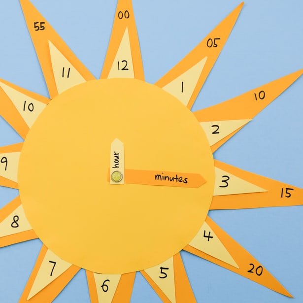 Teach your little ones how to tell time with this cute DIY sun clock craft and learning tool!