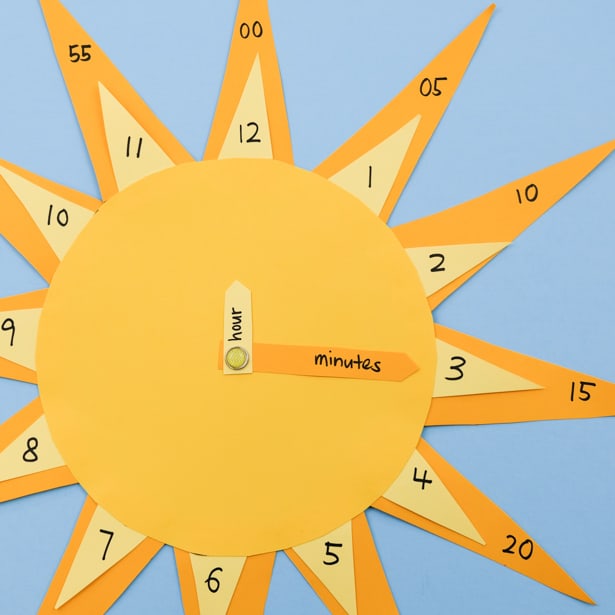 Teach your little ones how to tell time with this cute DIY sun clock craft and learning tool!