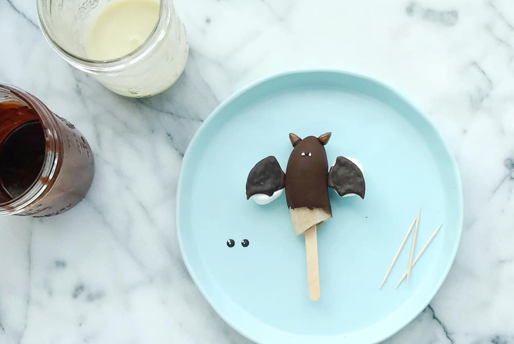 Make healthy, yummy Halloween bananimals for a spooky seasonal snack