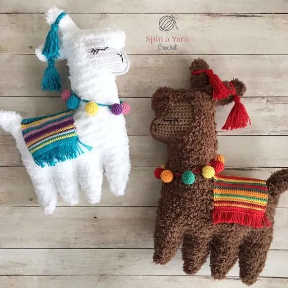 llama crochet animal pattern