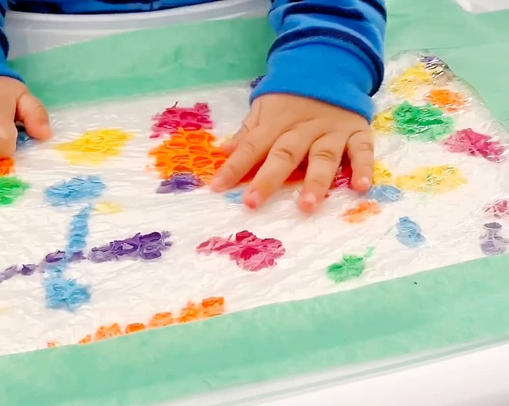 BABY MESS FREE BUBBLE WRAP PAINTING Hello Wonderful