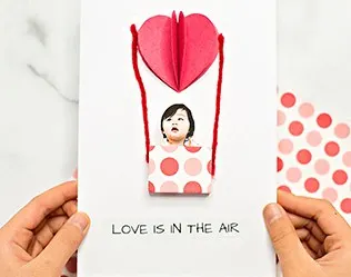 LOVE IS IN THE AIR BALLOON VALENTINE CARD