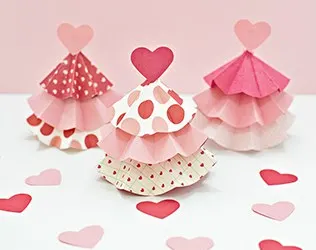 VALENTINE PAPER TREE CRAFT