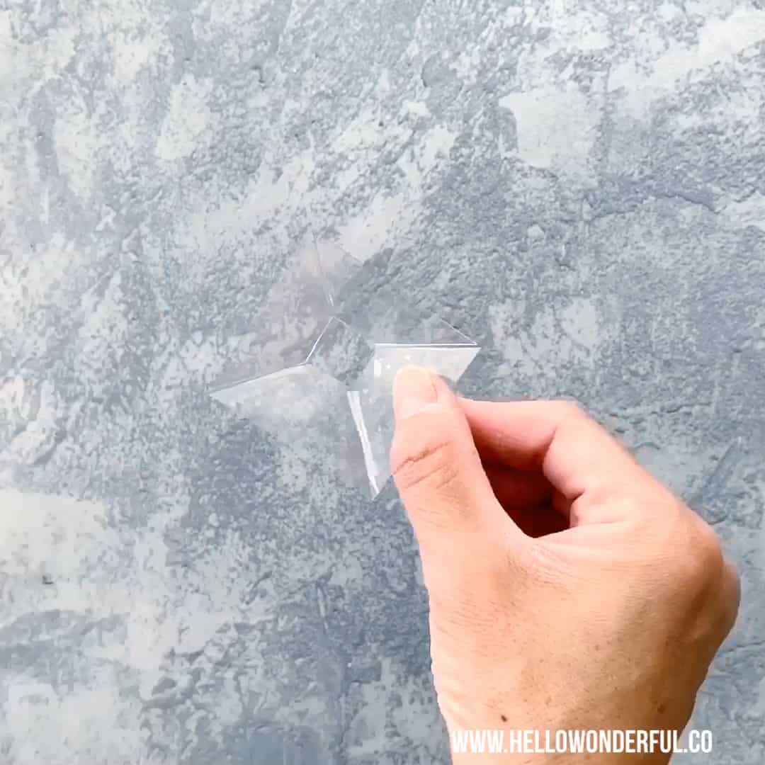 HOW TO MAKE A 3D HOLOGRAM - hello, Wonderful