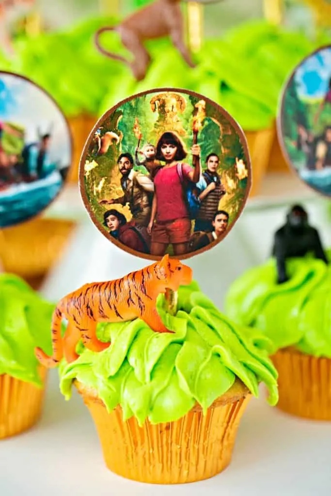 Dora and the Lost City of Gold Jungle Cupcakes