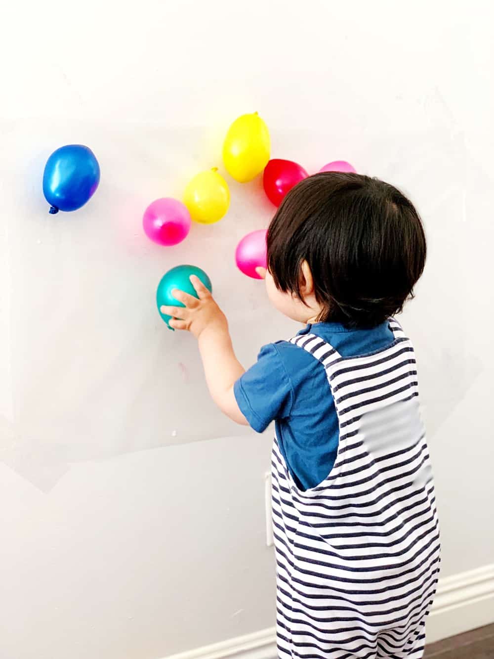 BALLOON STICKY WALL SENSORY ACTIVITY FOR BABIES AND TODDLERS Hello