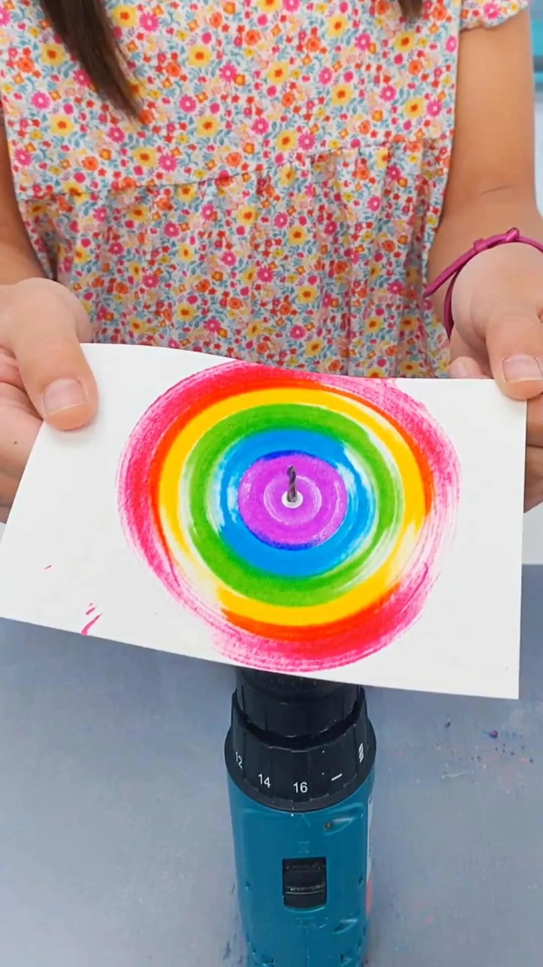 electric drill spin art with kids 
