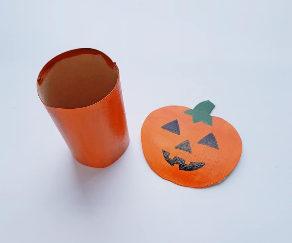 Toilet Paper Tube Halloween Craft for Kids - with free printable