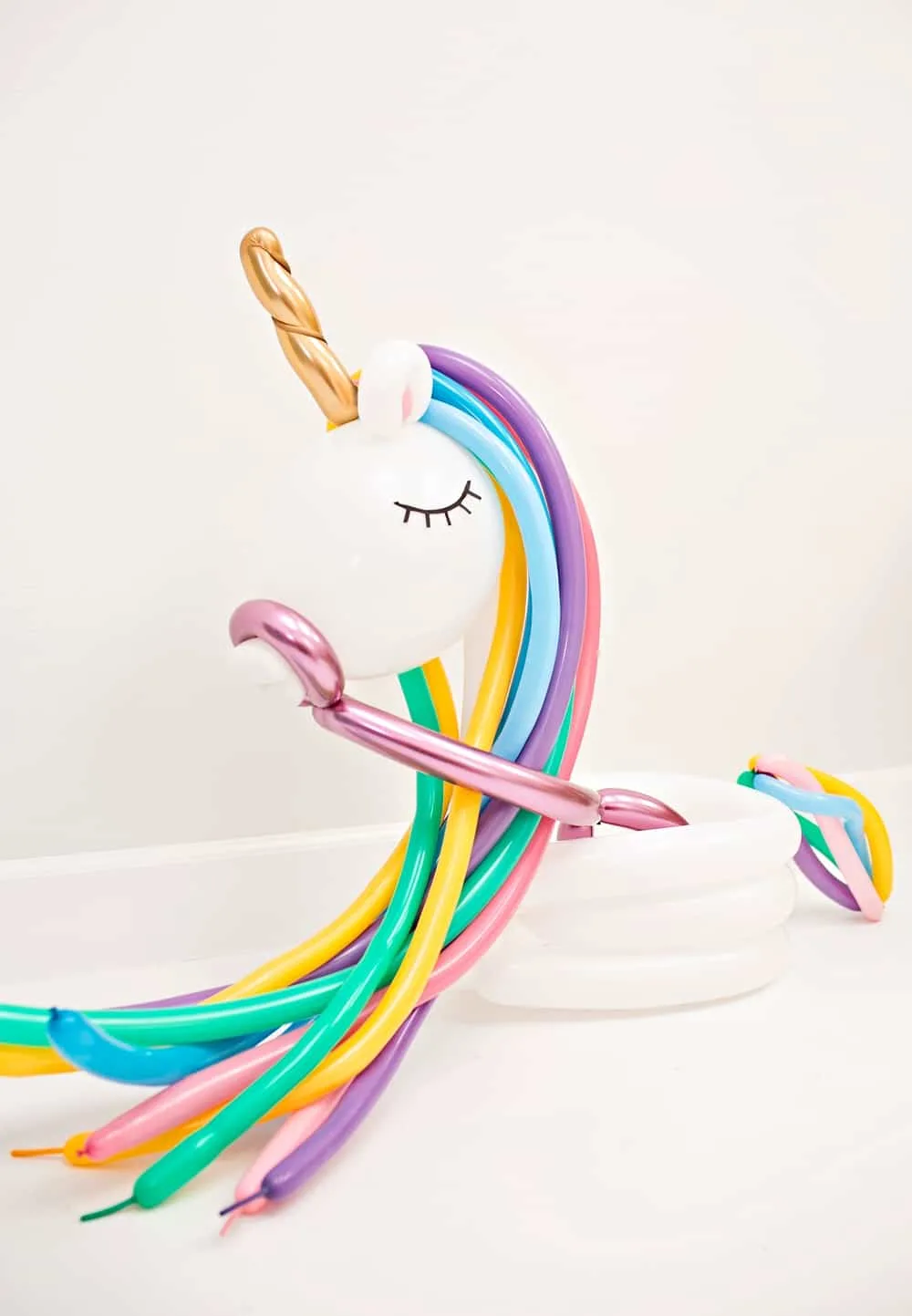 DIY Unicorn Balloon Costume 