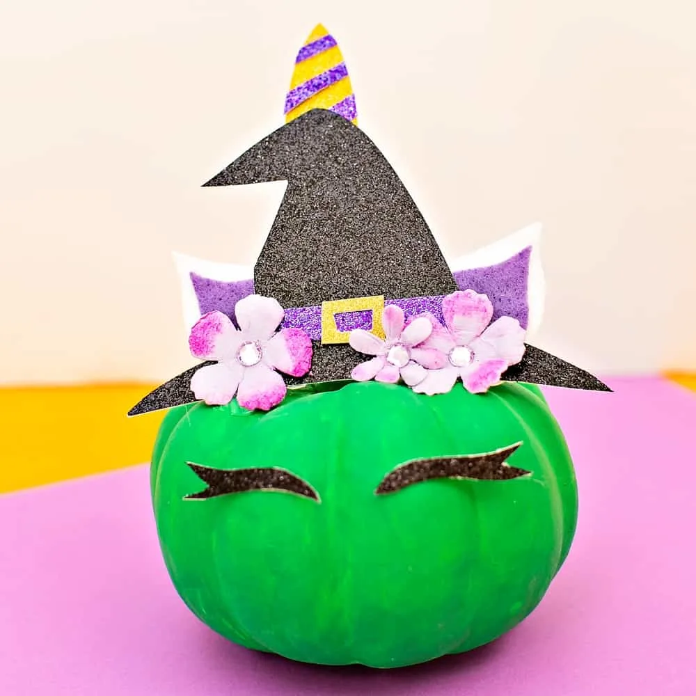 DIY Pumpkin Unicorn Witch - no carve pumpkin decorating idea. Unicorn craft for kids. 