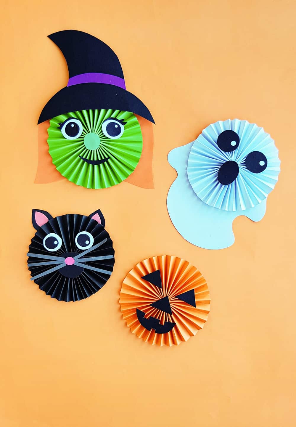  HALLOWEEN  PAPER  ACCORDION CRAFT  Hello Wonderful