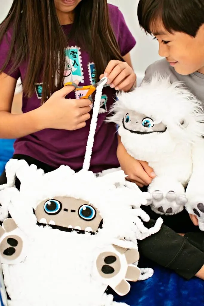 CARDBOARD ABOMINABLE YETI SCISSOR CUTTING ACTIVITY