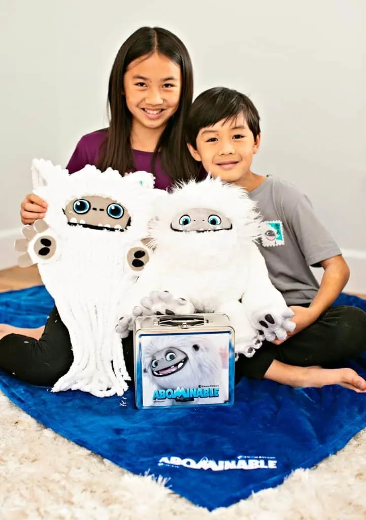 CARDBOARD ABOMINABLE YETI SCISSOR CUTTING ACTIVITY