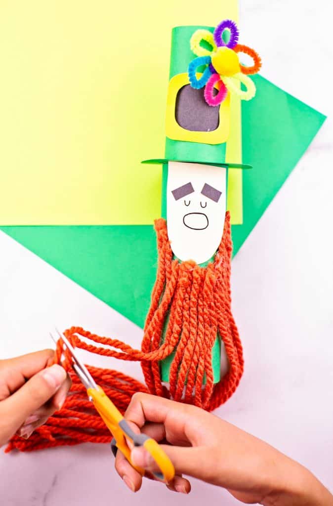 Paper tube Leprechaun craft for kids St Patrick's Day activity