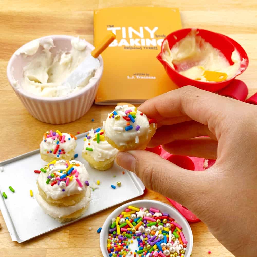 tiny baking set book｜TikTok Search