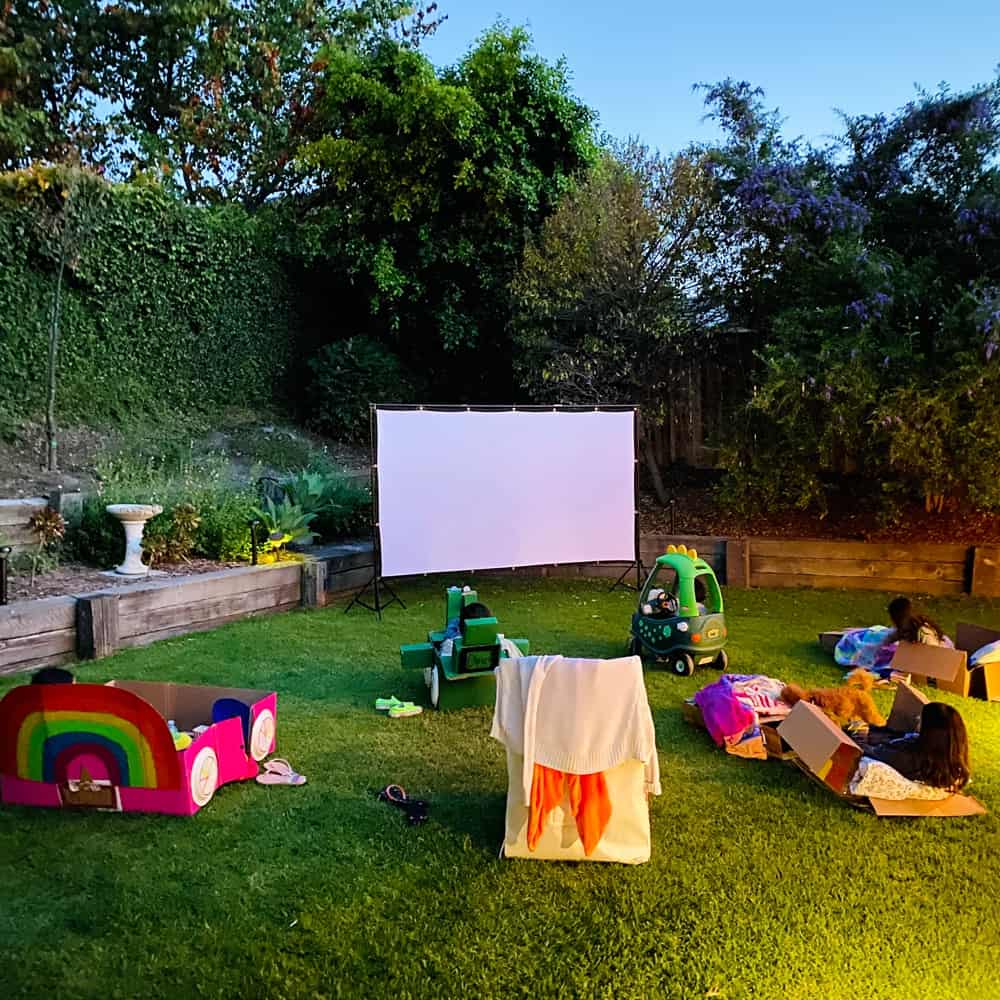 outdoor movie night drive through theater 