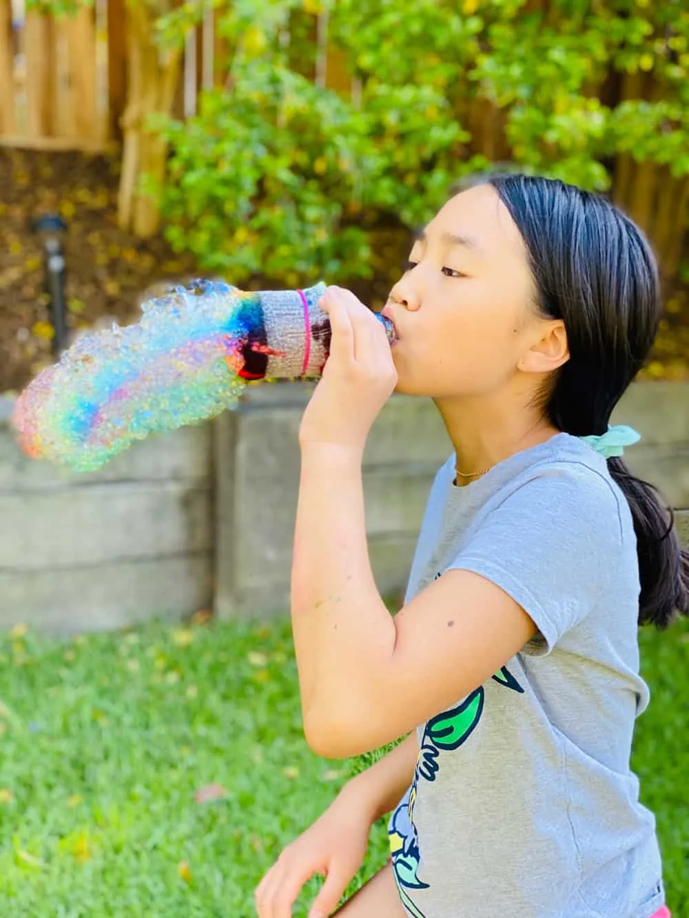 how to make rainbow bubbles