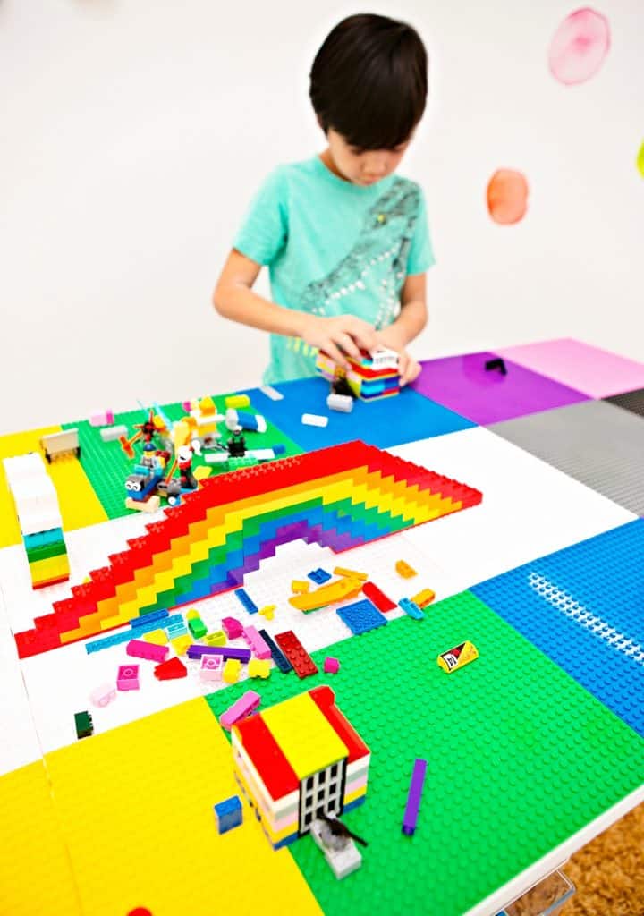 LEGO plates on top of a table 