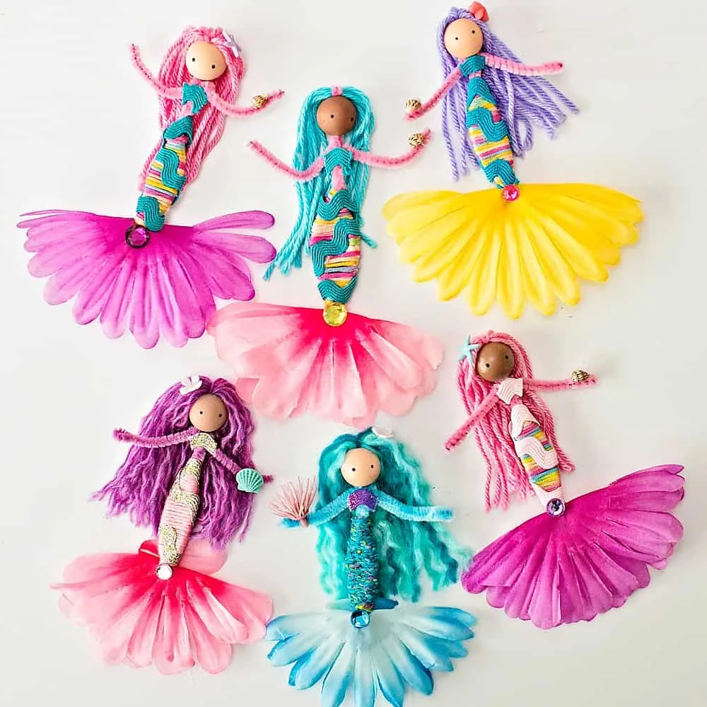 diy mermaid dolls made with pipe cleaners