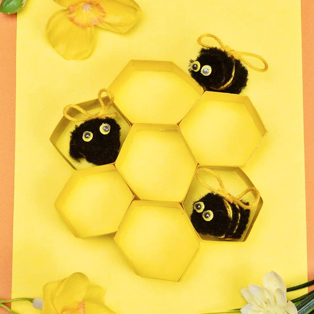 pom pom bee craft for kids