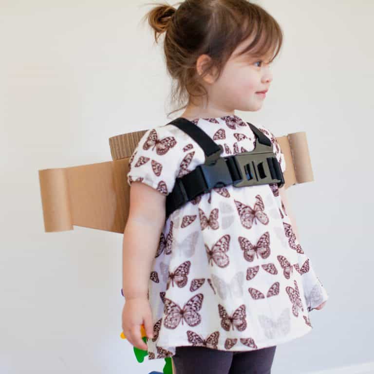DIIY JET PACK CARDBOARD COSTUME hello, Wonderful